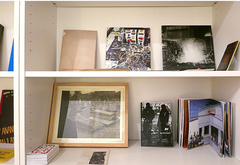 Footnote_800x550px_0001_shelf_sm